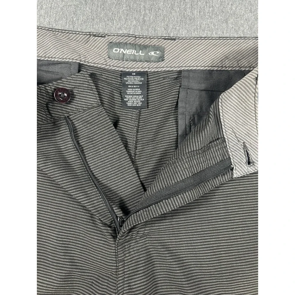 O'Neill Men's Size 38 GrayPinstripe‎ Chino WalkingShorts